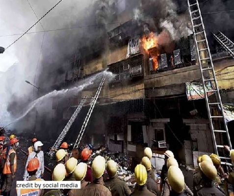 कोरबा टीपी नगर  में आग ने मचाया बवाल ,कुछ ही देर में जली आठ दुकान जाने पूरी खबर 