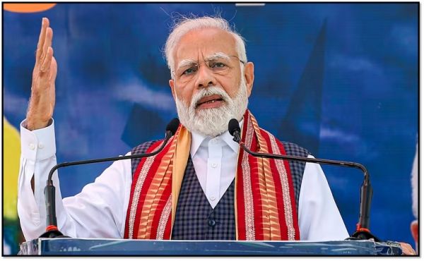 "प्रधानमंत्री नरेंद्र मोदी द्वारा जगदलपुर और तेलंगाना के विकास परियोजनाओं की शिलान्यास की आधारशिला"