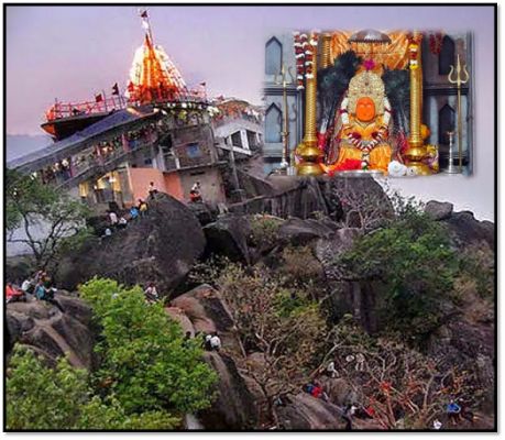 "डोंगरगढ़ के मां बम्लेश्वरी मंदिर में नवरात्रि पर्व पर मेला लगेगा, कलेक्टर और पदयात्री द्वारा व्यवस्था को सुनिश्चित करने के बारे में बैठक आयोजित"