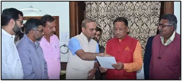 "छत्तीसगढ़ के किसानों ने अयोध्या को भेजा 100 टन सब्जी का प्रसाद: मुख्यमंत्री साय ने दी समर्थन"