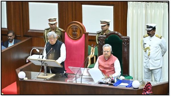 राज्यपाल श्री हरिचंदन ने छत्तीसगढ की 6 वीं़ विधानसभा के दूसरे सत्र को संबोधित किया